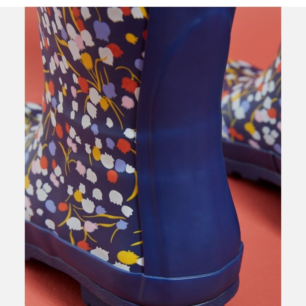 nwot/nwob anthropologie navy floral Women's Rain Boots 7 - Picture 4 of 16